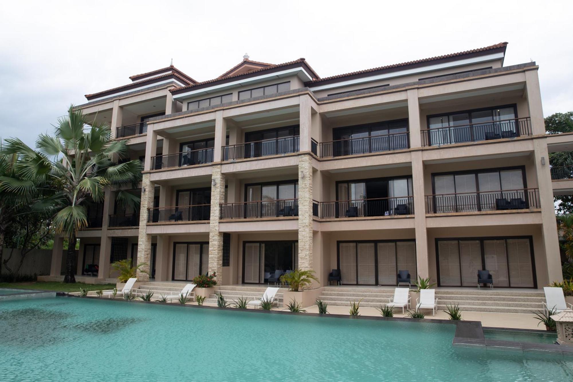 Coralpoint Gardens Suites & Residences Đảo Mactan Ngoại thất bức ảnh