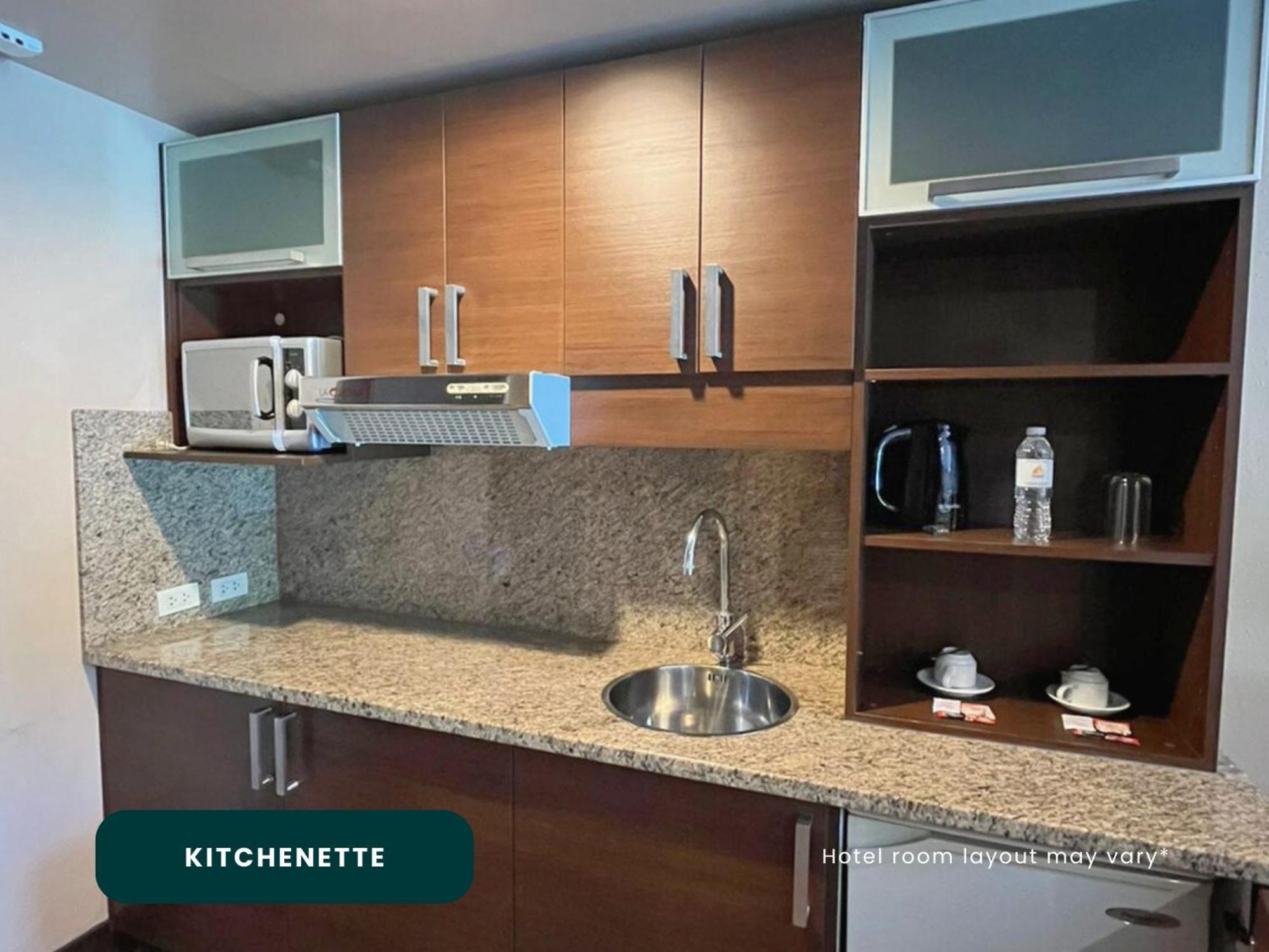 Coralpoint Gardens Suites & Residences Đảo Mactan Ngoại thất bức ảnh